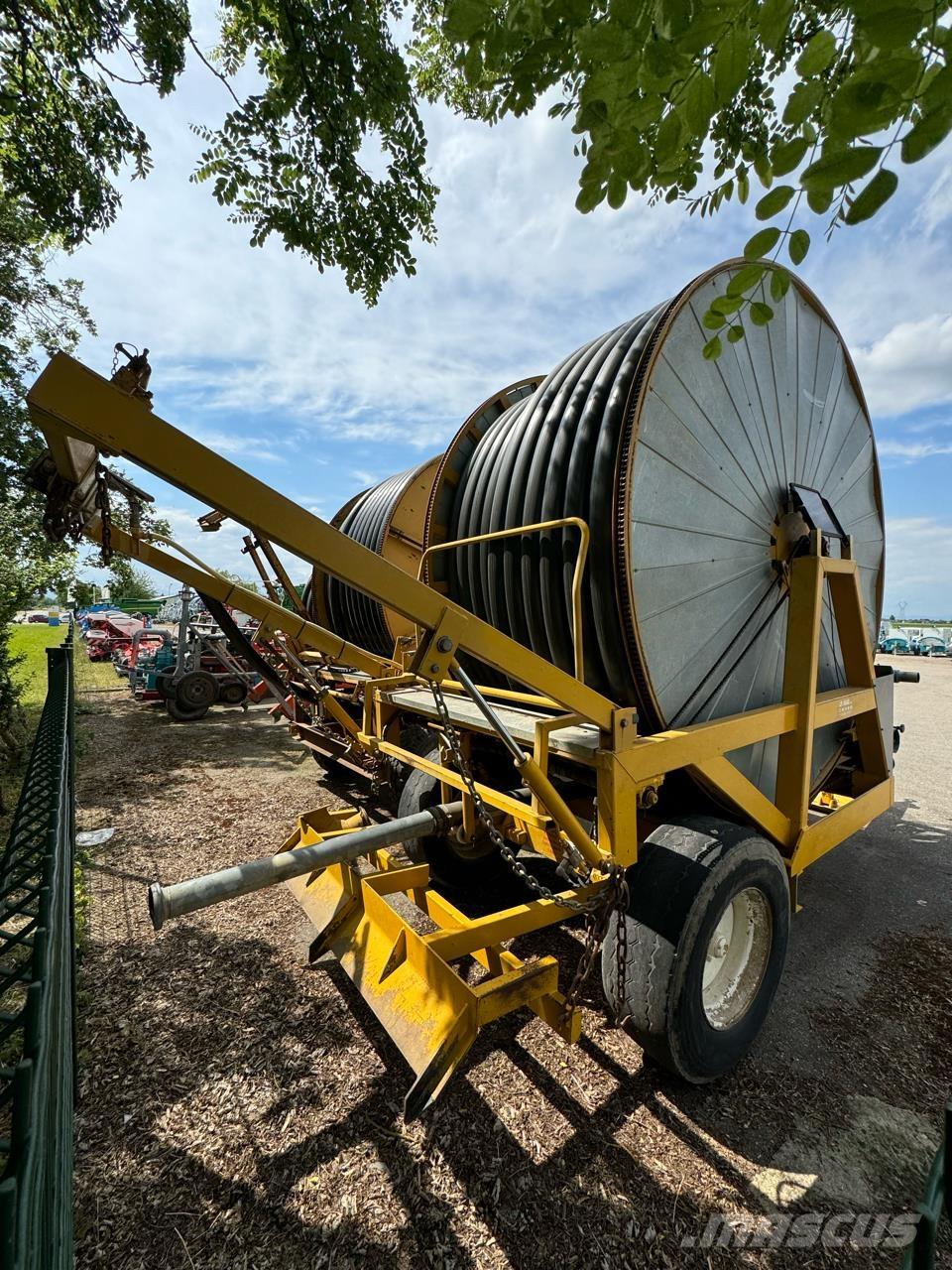  OASI Titan 灌漑システム