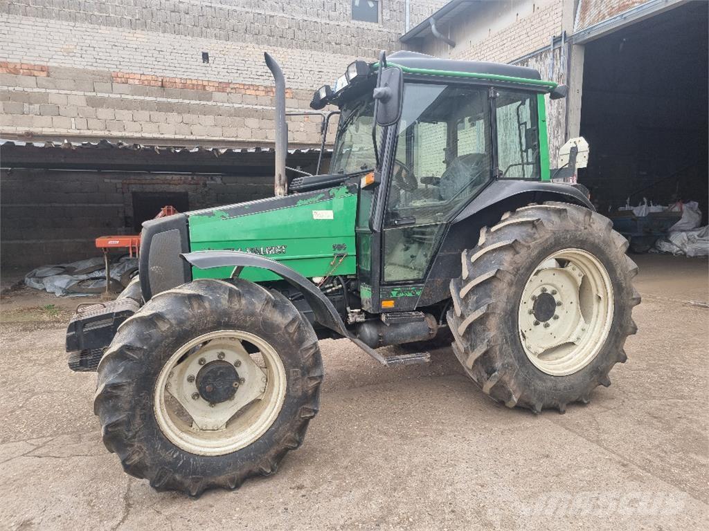 Valtra Valmet 900 トラクター