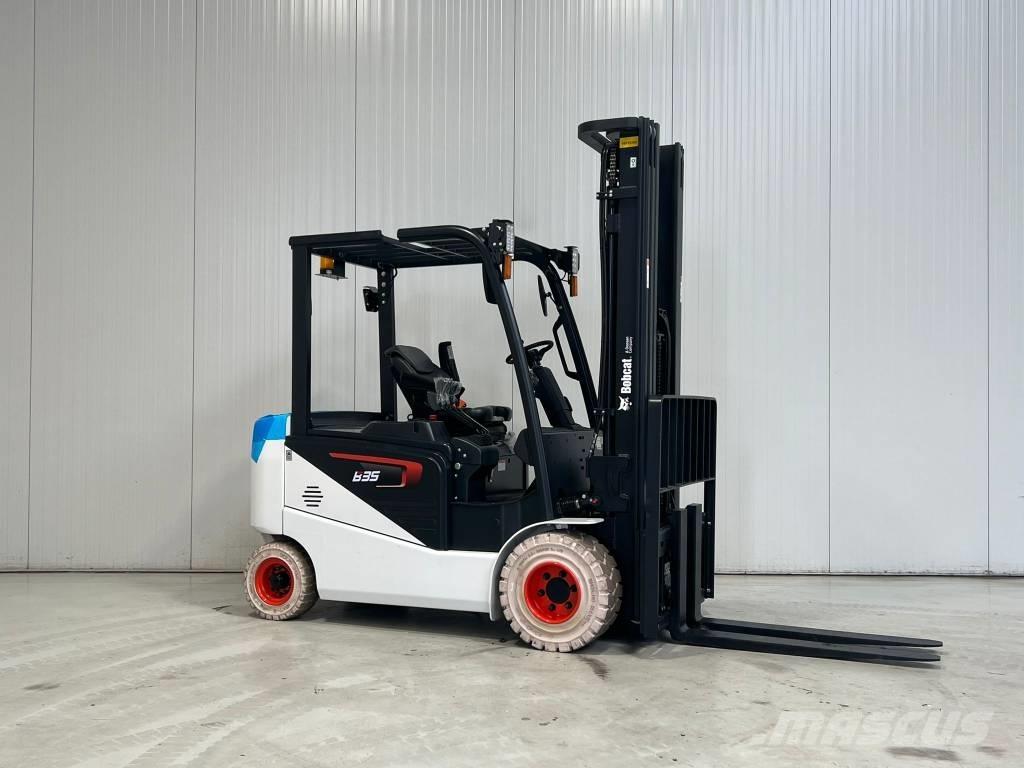 Bobcat B35NS バッテリーフォークリフト