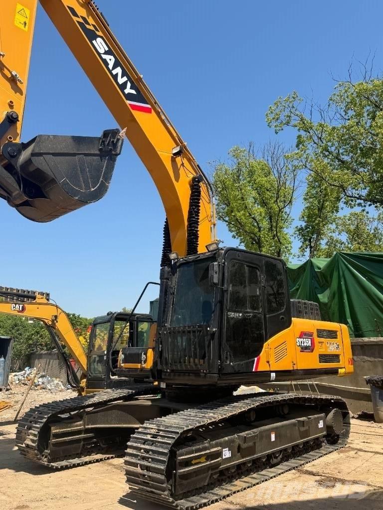 Sany SY 235 中型油圧ショベル 7ｔ-12ｔ（ユンボ・パワーショベル・バックホー）