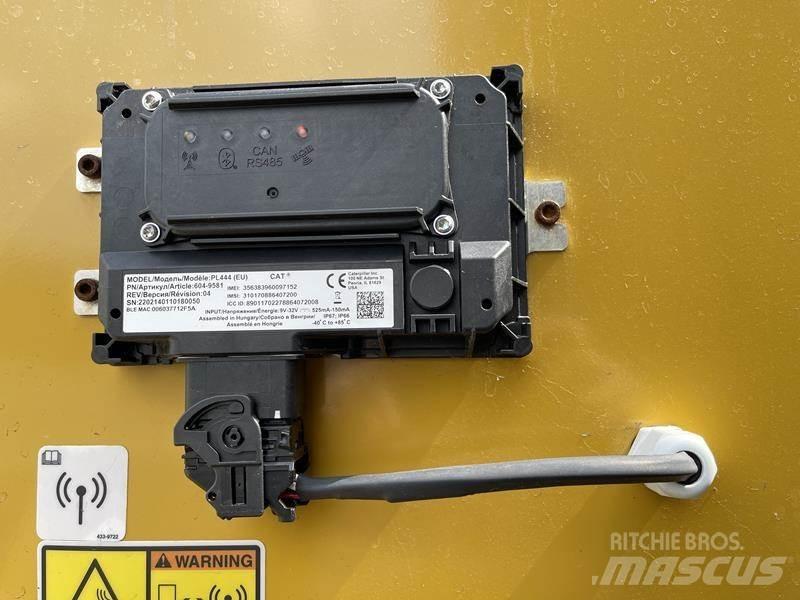 CAT DE 400 E 0 ディーゼル発電機
