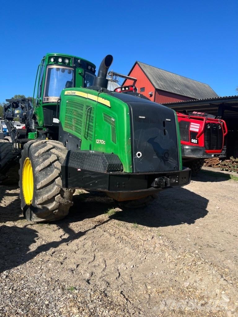 John Deere 1270G ハーベスター
