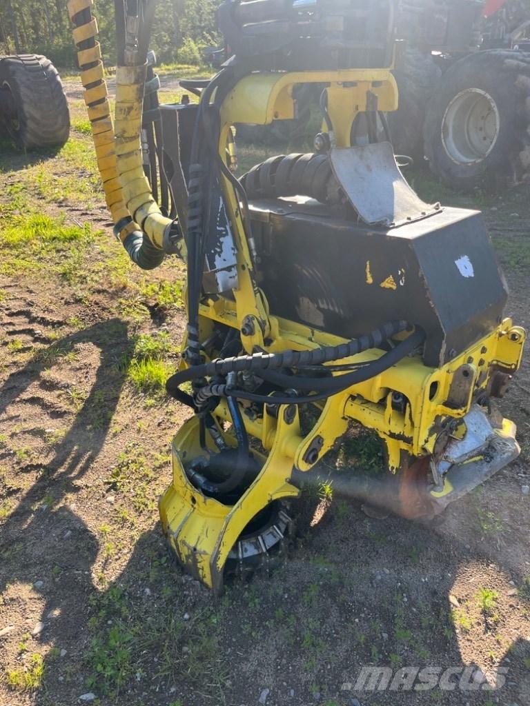 John Deere 1270G ハーベスター