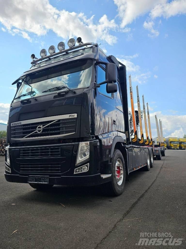 Volvo FM/FH-6X4R 木材トラック