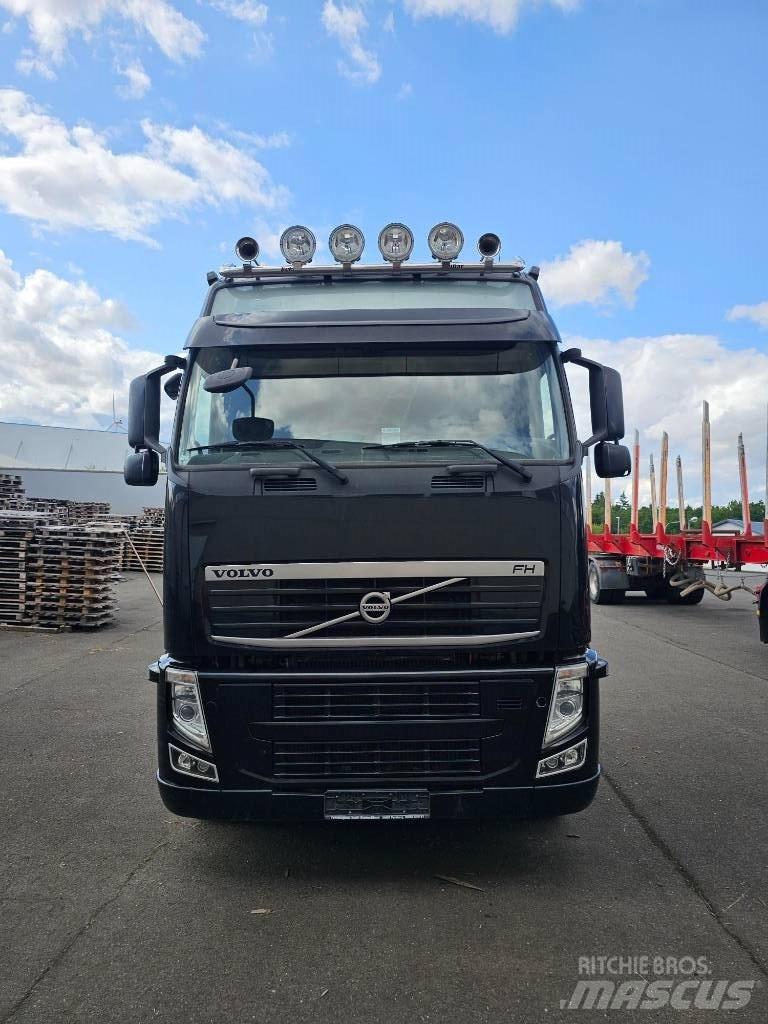 Volvo FM/FH-6X4R 木材トラック