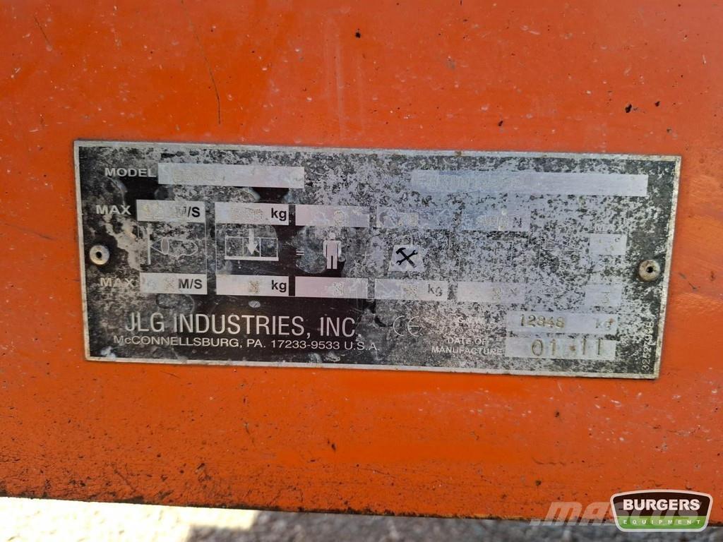 JLG 660SJ ブームリフト　直伸型