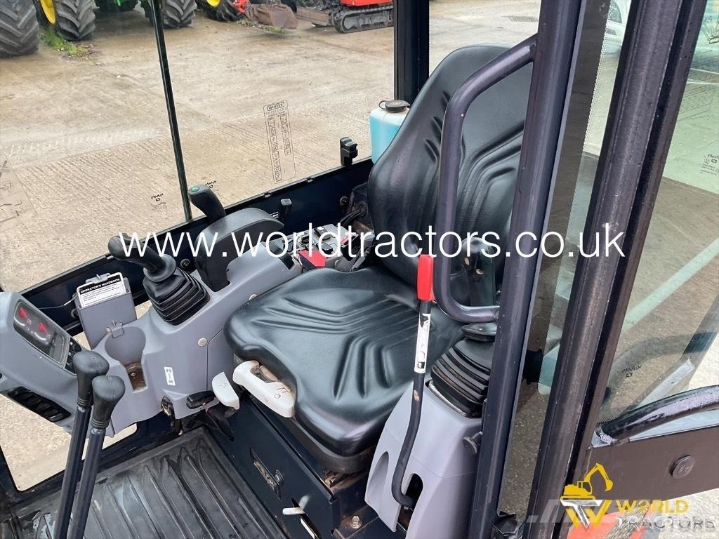 Kubota KX 019-4 ミニ油圧ショベル 7t以下（ミニユンボ・ミニディガー）