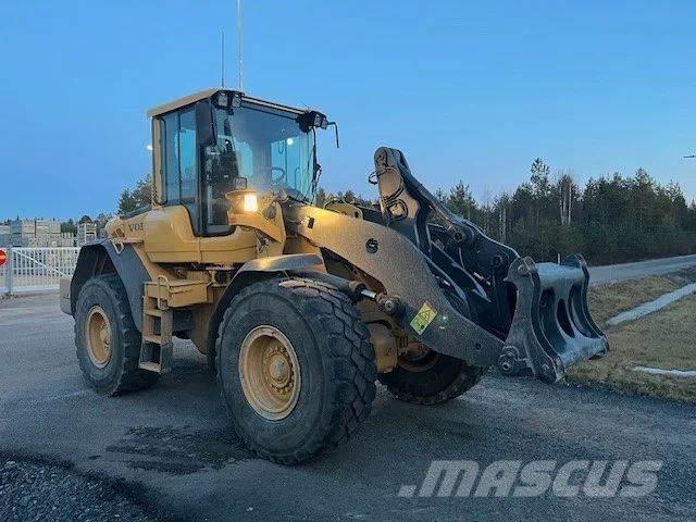 Volvo L90F ホイールローダー・タイヤショベル