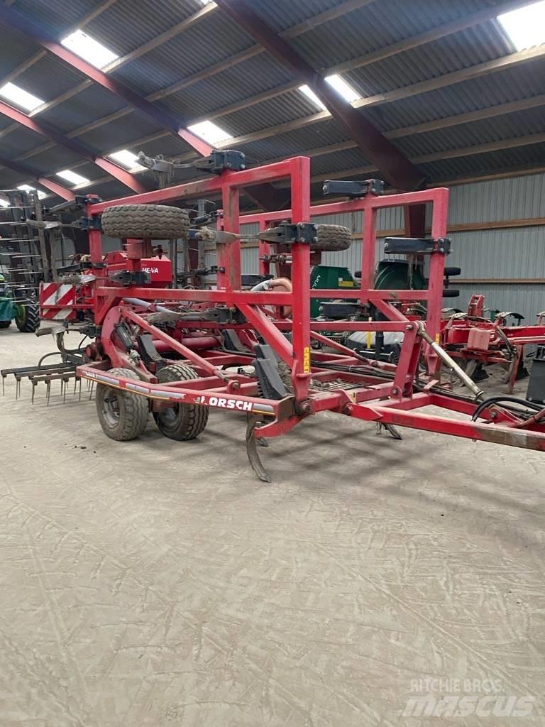 Horsch Terrano 6 FG カルチベーター