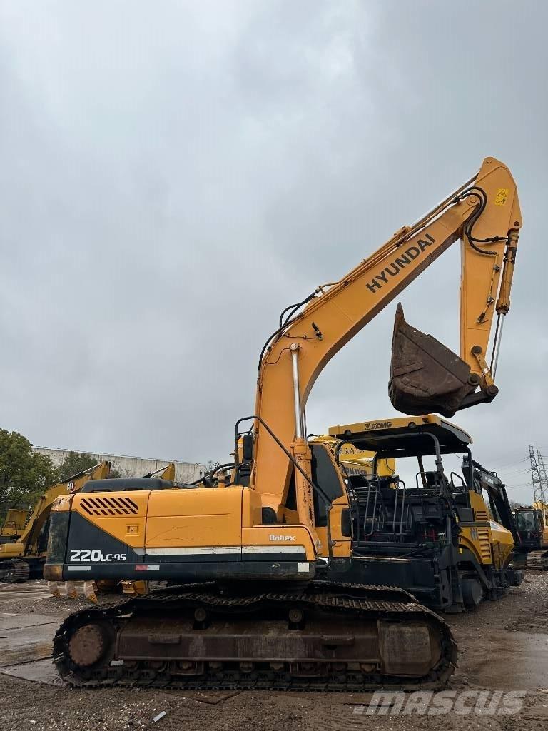 Hyundai 220LC-9S 大型油圧ショベル12t以上（パワーショベル・ユンボ）