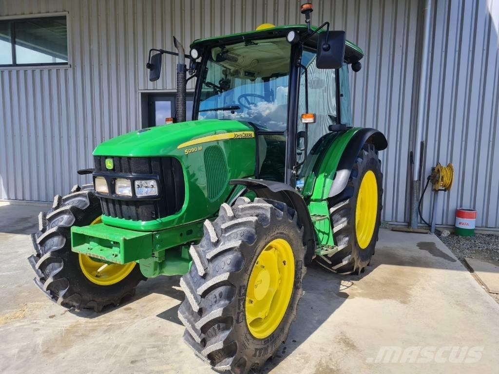 John Deere 5090 M トラクター