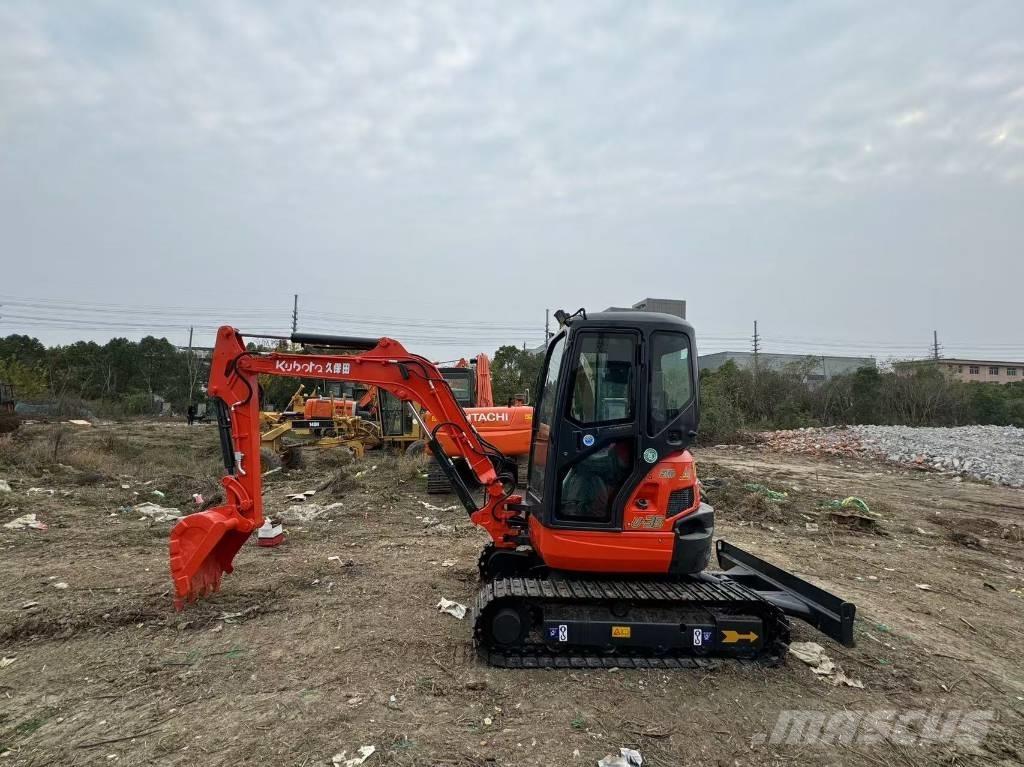 Kubota U 35 ミニ油圧ショベル 7t以下（ミニユンボ・ミニディガー）