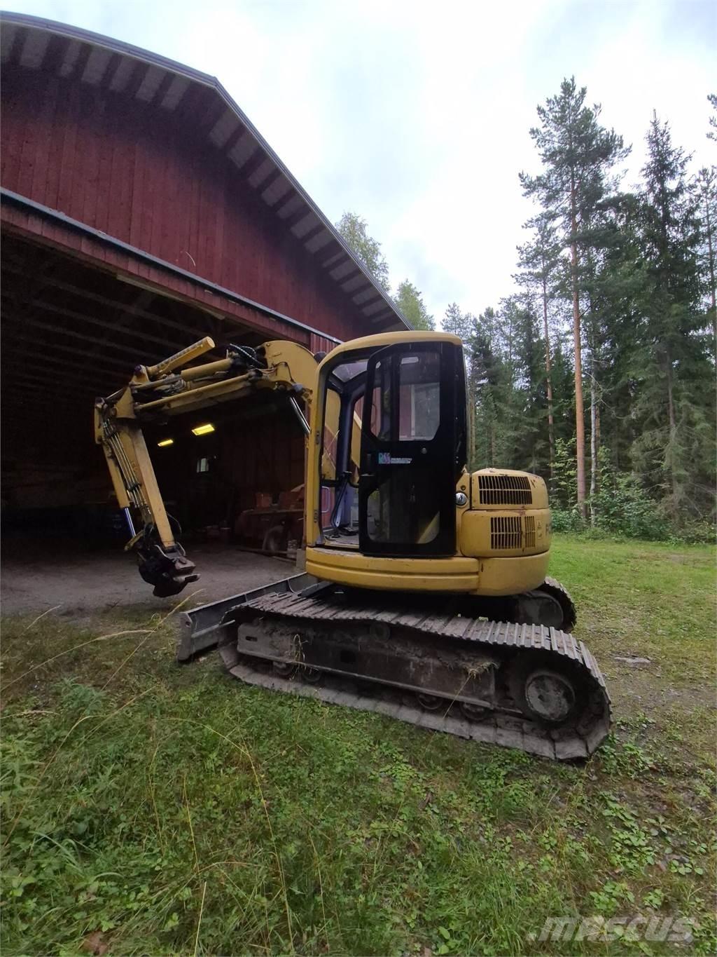 Komatsu PC75 UU 大型油圧ショベル12t以上（パワーショベル・ユンボ）