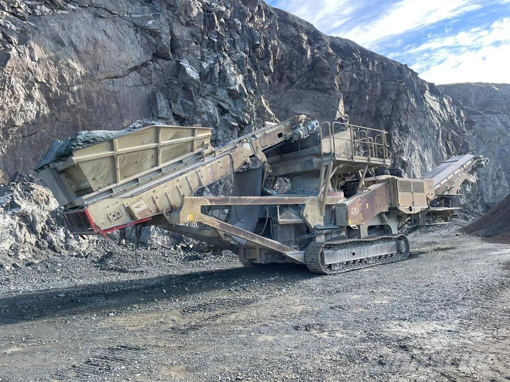 Metso LT550GP 自走式クラッシャー