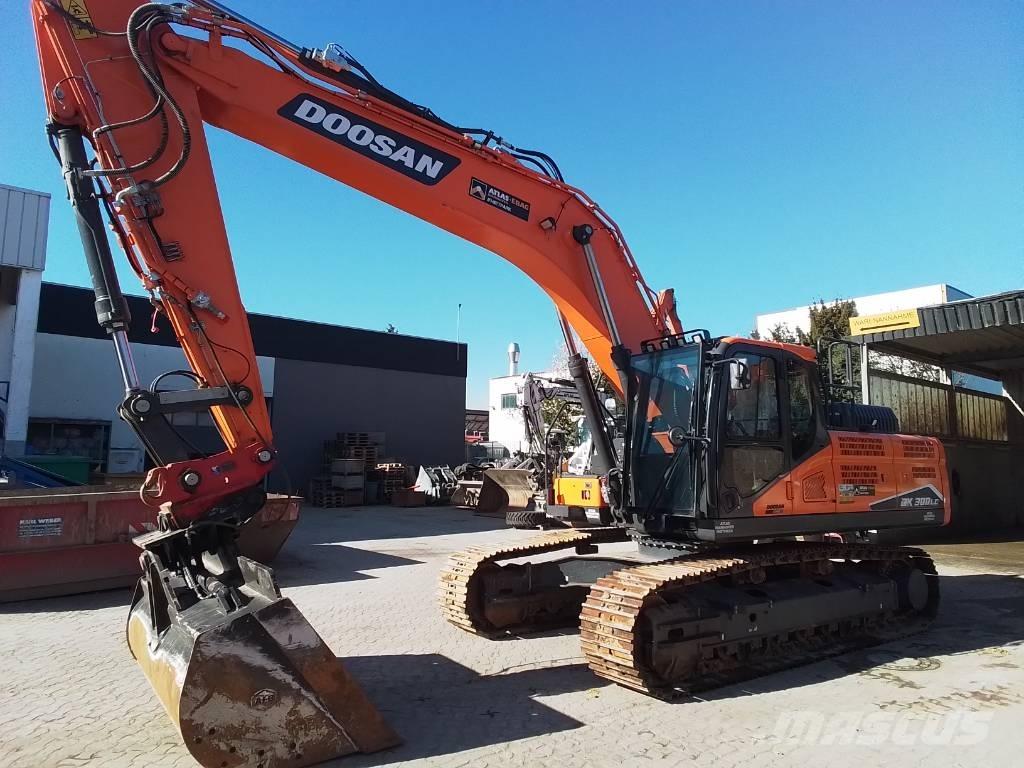 Doosan DX300LC-7 K 大型油圧ショベル12t以上（パワーショベル・ユンボ）
