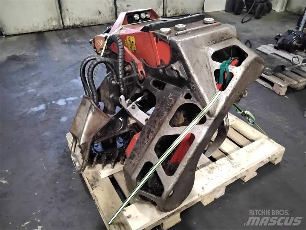 Komatsu 365.1 ハーベスタヘッド