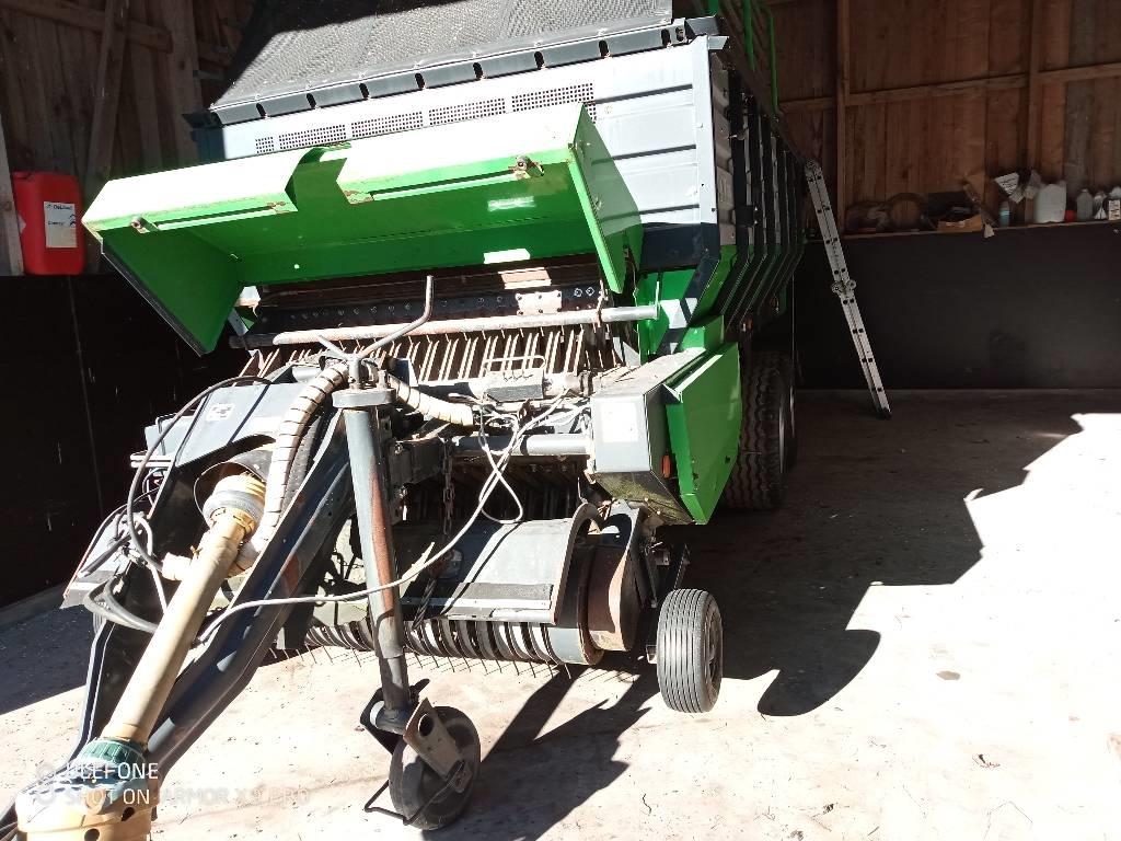 Deutz-Fahr K7.36 セルフローディングトレーラー