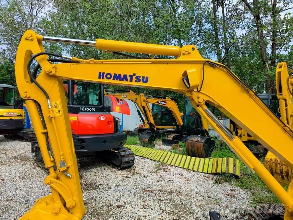 Komatsu PC 35 MR ミニ油圧ショベル 7t以下（ミニユンボ・ミニディガー）