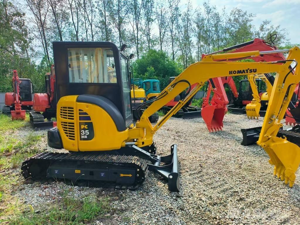 Komatsu PC 35 MR ミニ油圧ショベル 7t以下（ミニユンボ・ミニディガー）