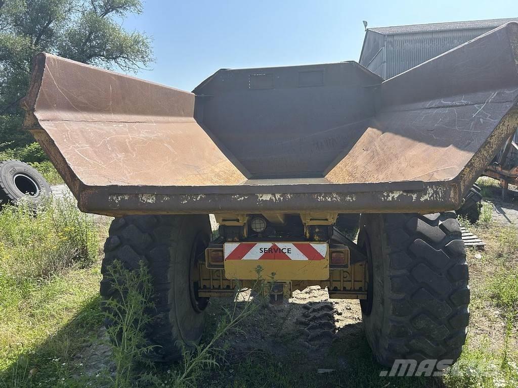 Volvo A25BM アーティキュレート式ダンプトラック