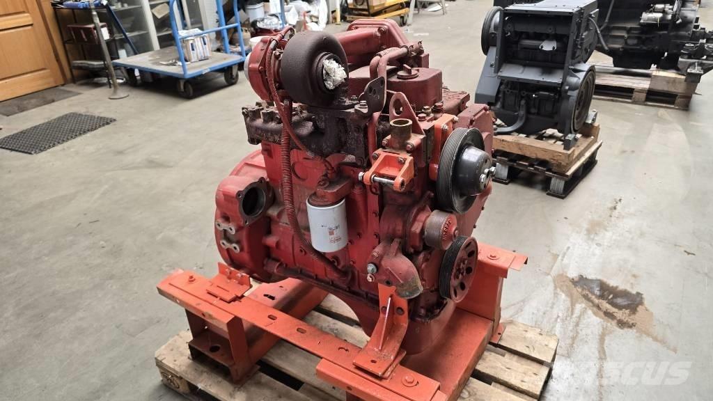 Cummins 4BTA3.9-C エンジン