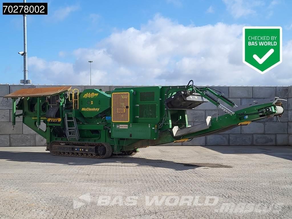 McCloskey J40 V2 自走式クラッシャー