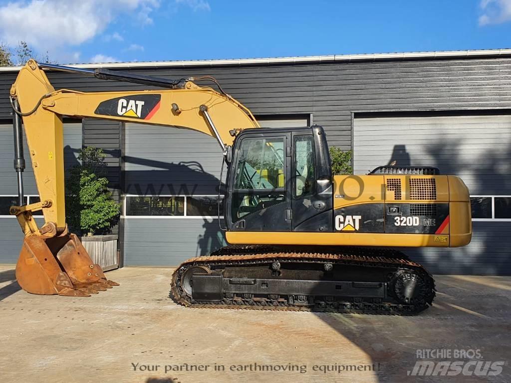 CAT 320 D 大型油圧ショベル12t以上（パワーショベル・ユンボ）