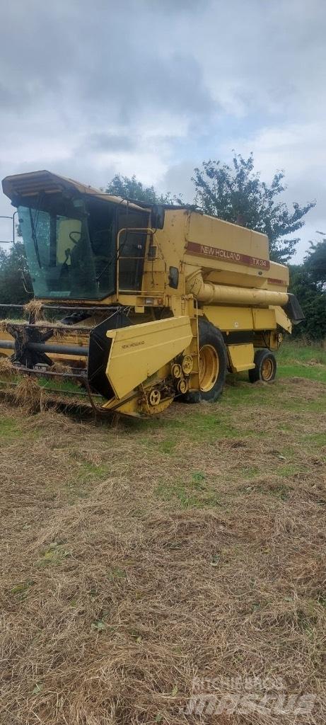 New Holland TX 34 コンバイン
