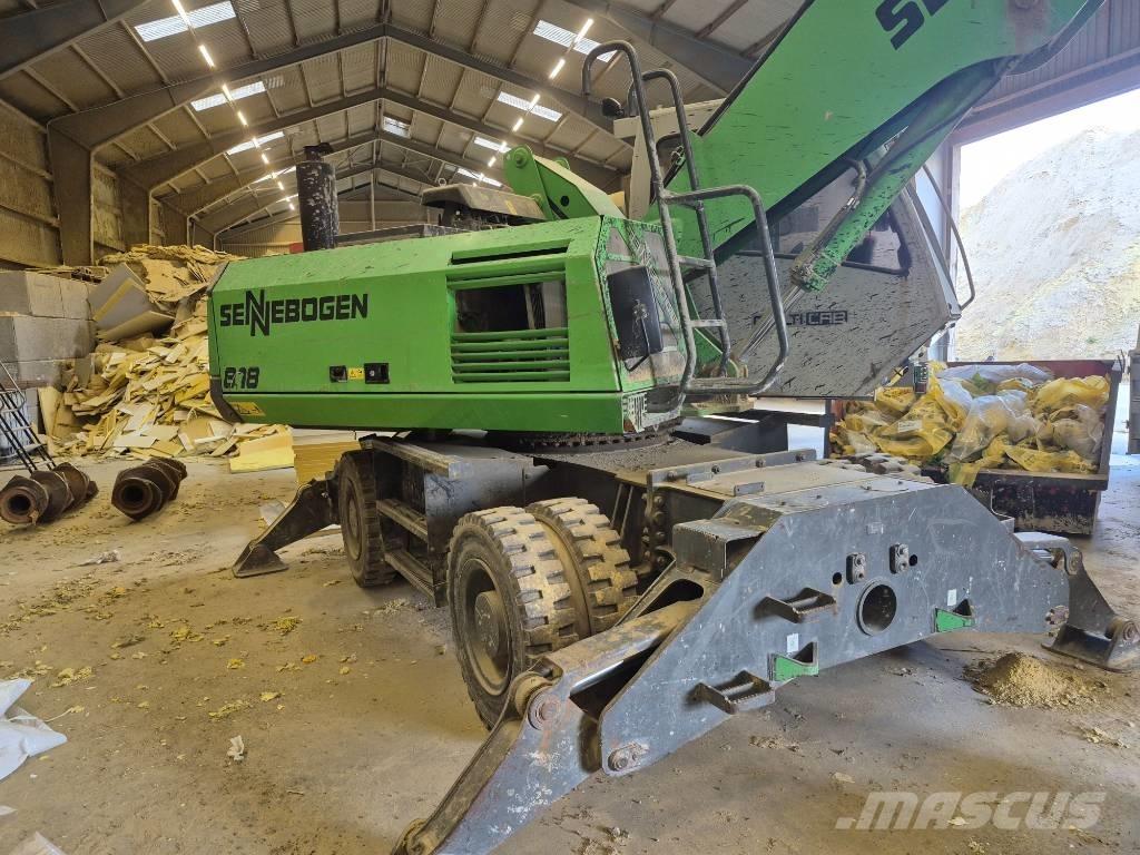 Sennebogen 818 廃棄物／工業産廃処理機