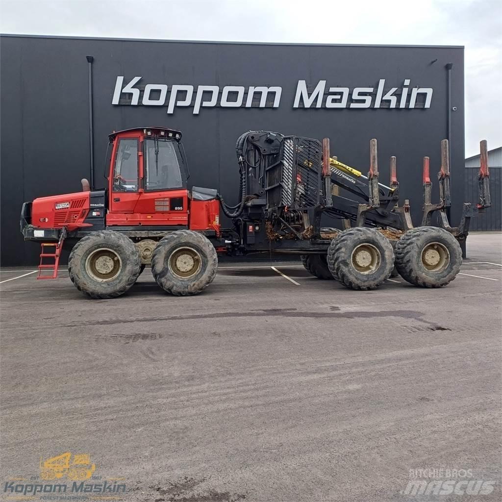Komatsu 895 フォワーダー