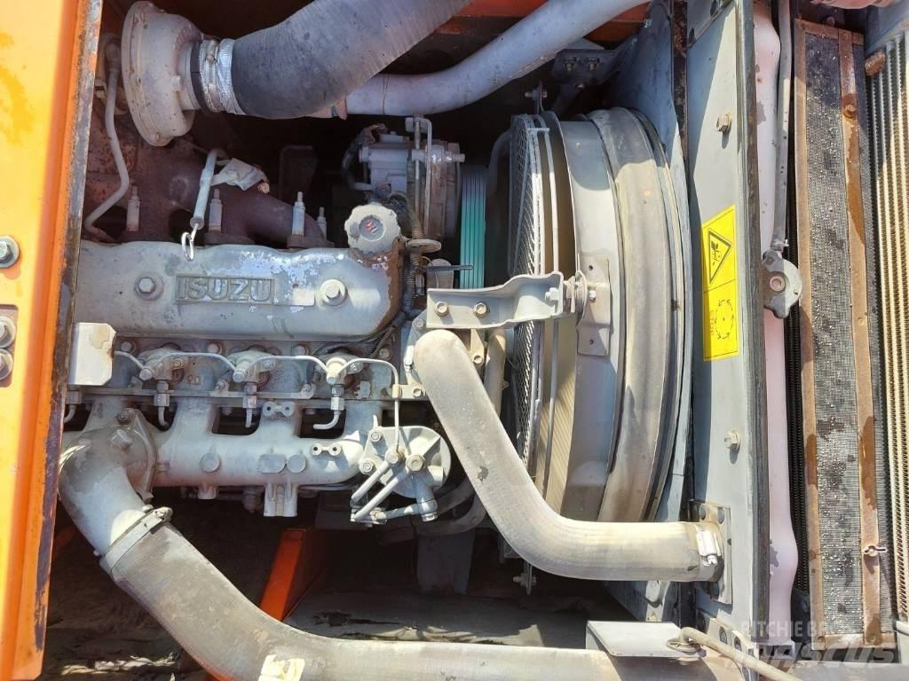Hitachi ZX225USRLC 大型油圧ショベル12t以上（パワーショベル・ユンボ）