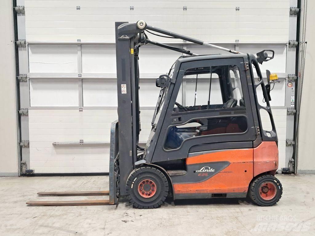 Linde E25-01 バッテリーフォークリフト