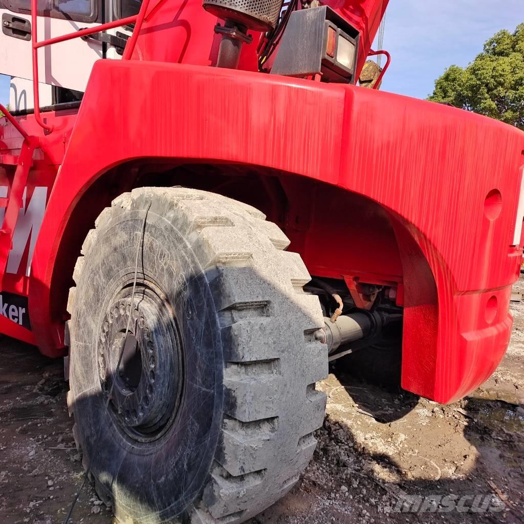 Fantuzzi CS 45 KM リーチスタッカー