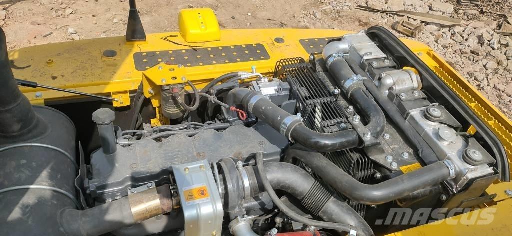 Komatsu pc200-8 大型油圧ショベル12t以上（パワーショベル・ユンボ）