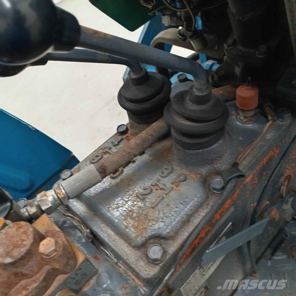Mitsubishi D 2050FD トラクター