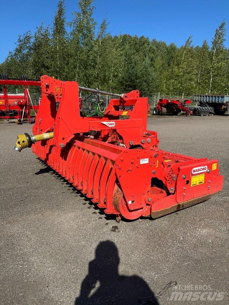 Maschio DC 3000 パワーハローとロータリーハロー
