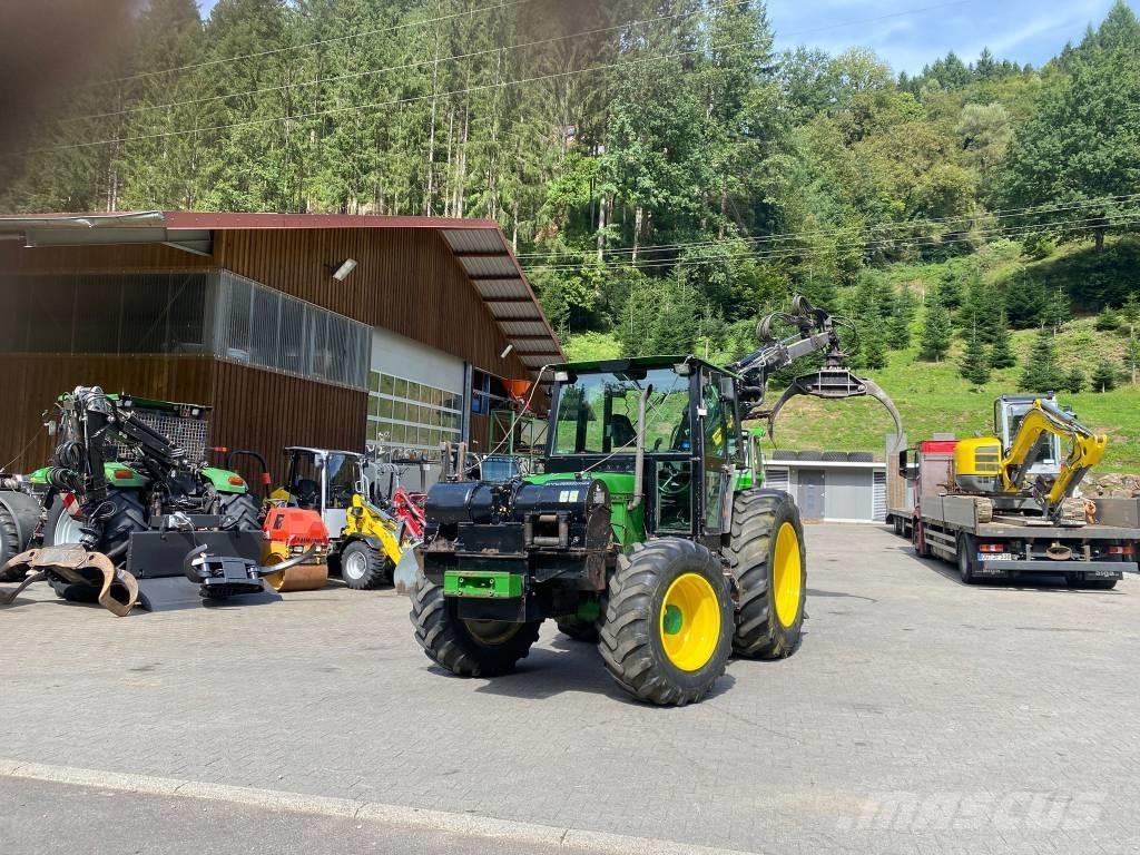 John Deere 6400 林業トラクター