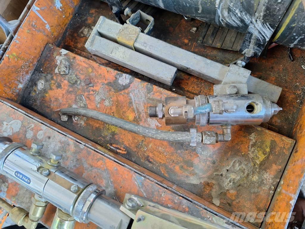  Grun グランド整備機械-その他