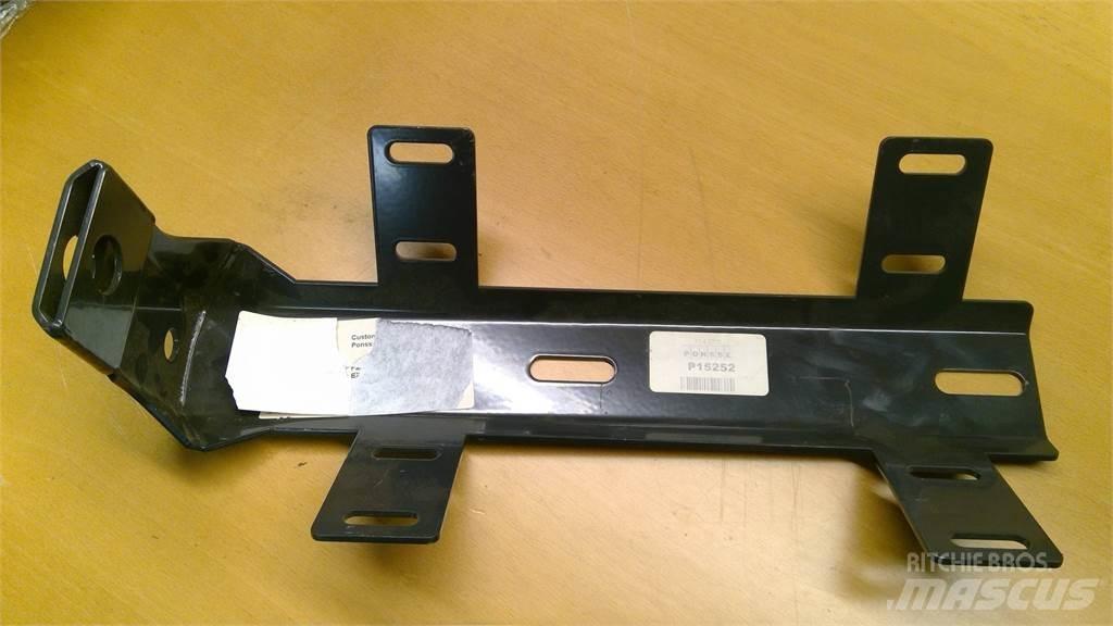 Ponsse P15252 シャーシ及びサスペンション