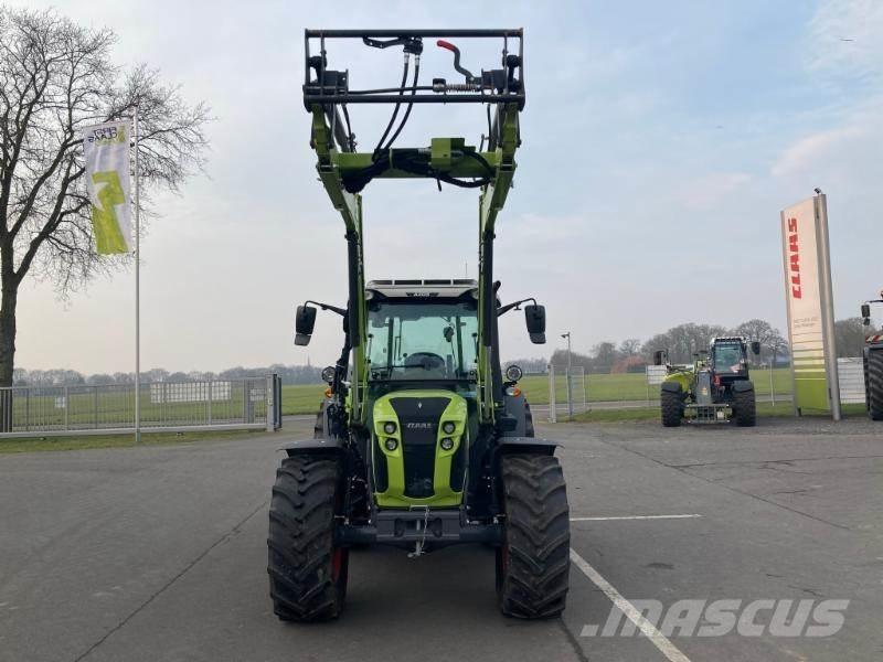 CLAAS AXOS 240 トラクター