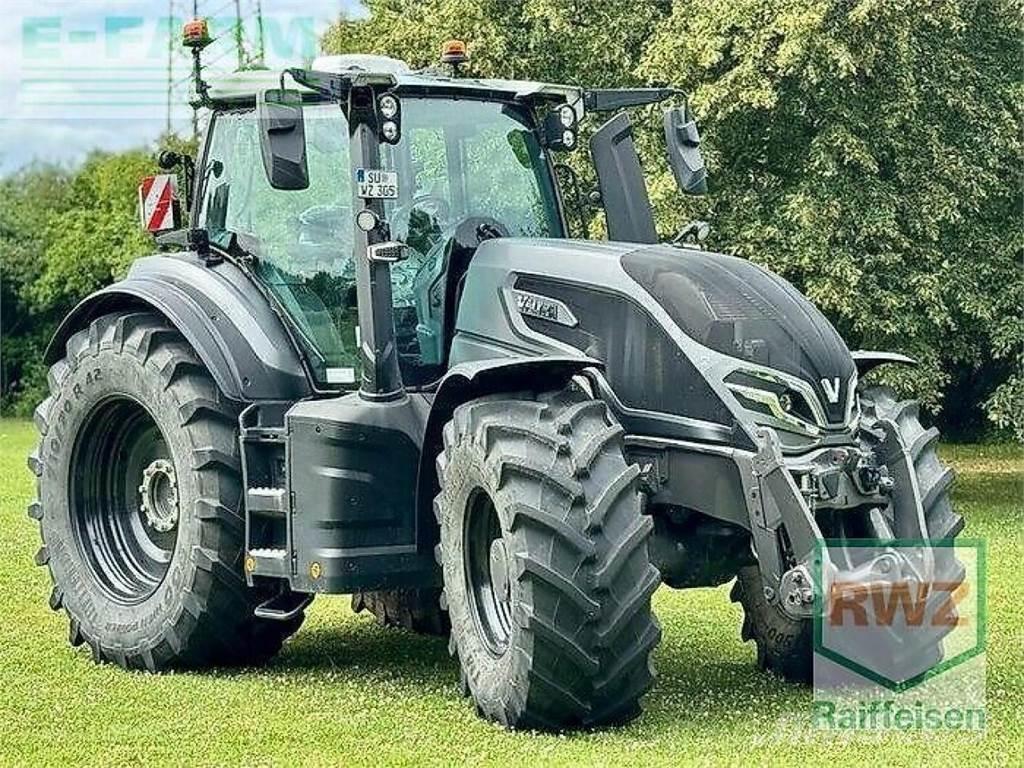 Valtra q305 トラクター