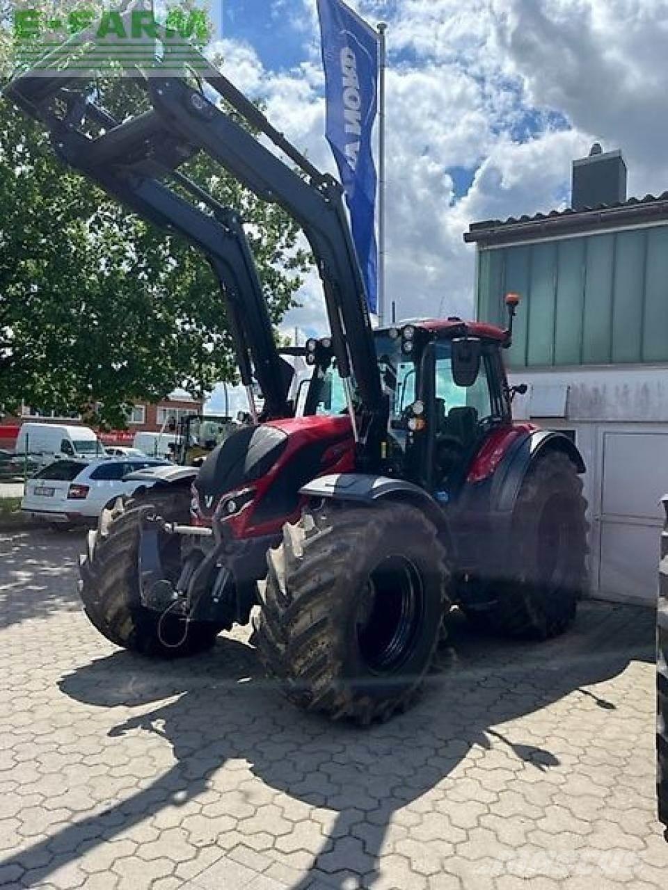 Valtra n155ea トラクター
