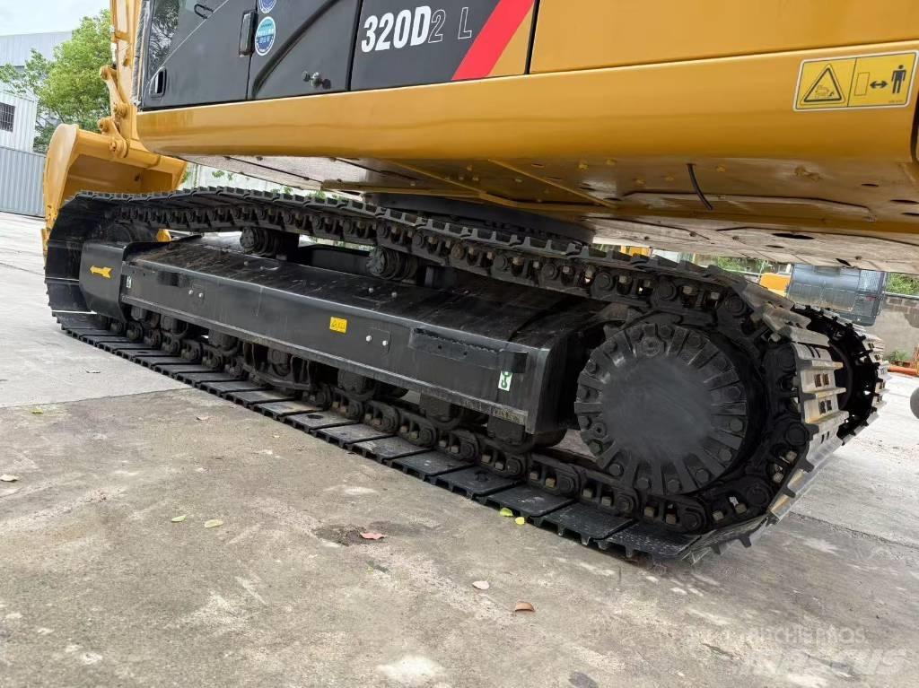CAT 320 D 大型油圧ショベル12t以上（パワーショベル・ユンボ）