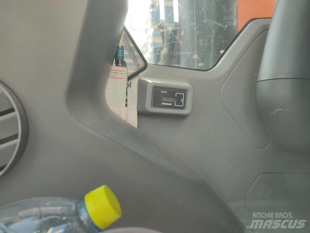 Doosan DX 235 LCR-5 大型油圧ショベル12t以上（パワーショベル・ユンボ）