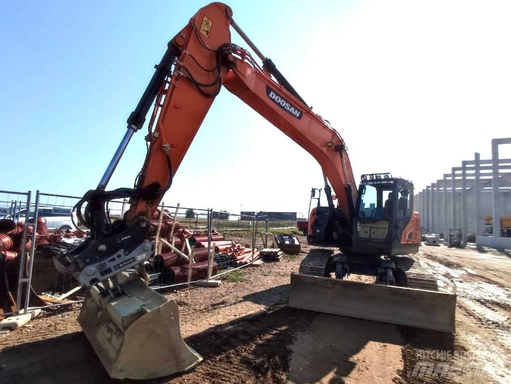 Doosan DX 235 LCR-5 大型油圧ショベル12t以上（パワーショベル・ユンボ）