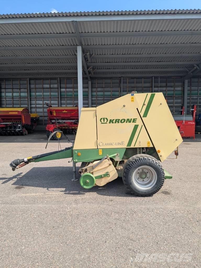 Krone KR 130 ラウンドベーラー
