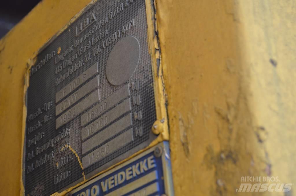 Demag DF 100 P アスファルトフィニッシャ