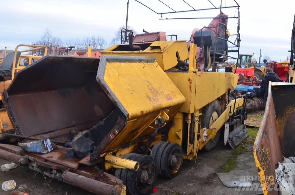 Demag DF 100 P アスファルトフィニッシャ