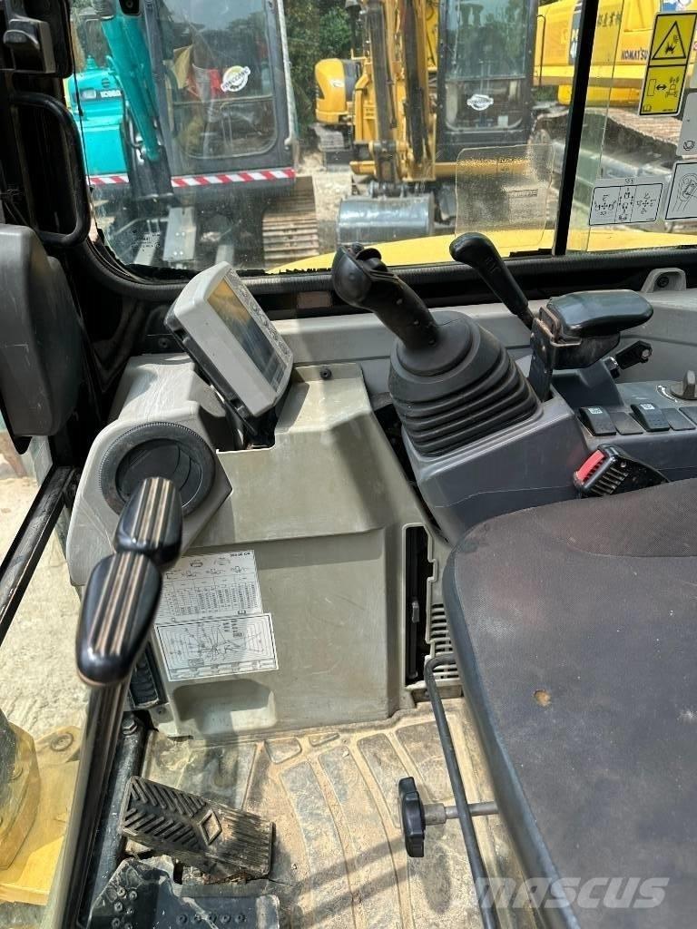 CAT 303.5E2 ミニ油圧ショベル 7t以下（ミニユンボ・ミニディガー）