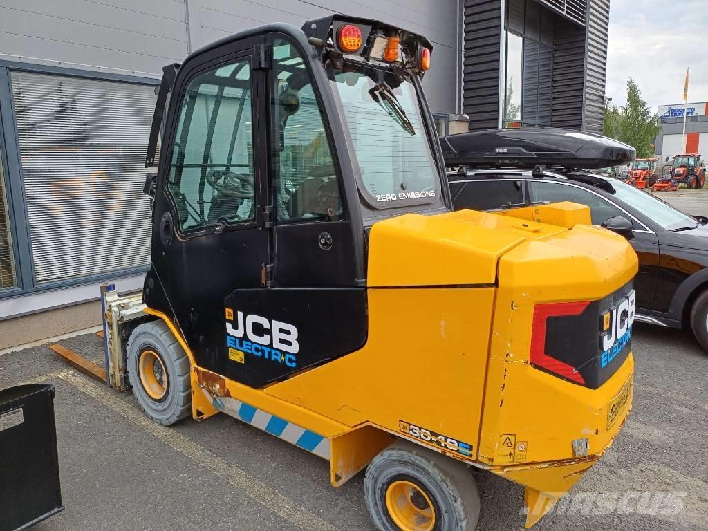JCB TLT30-19E 2WD バッテリーフォークリフト